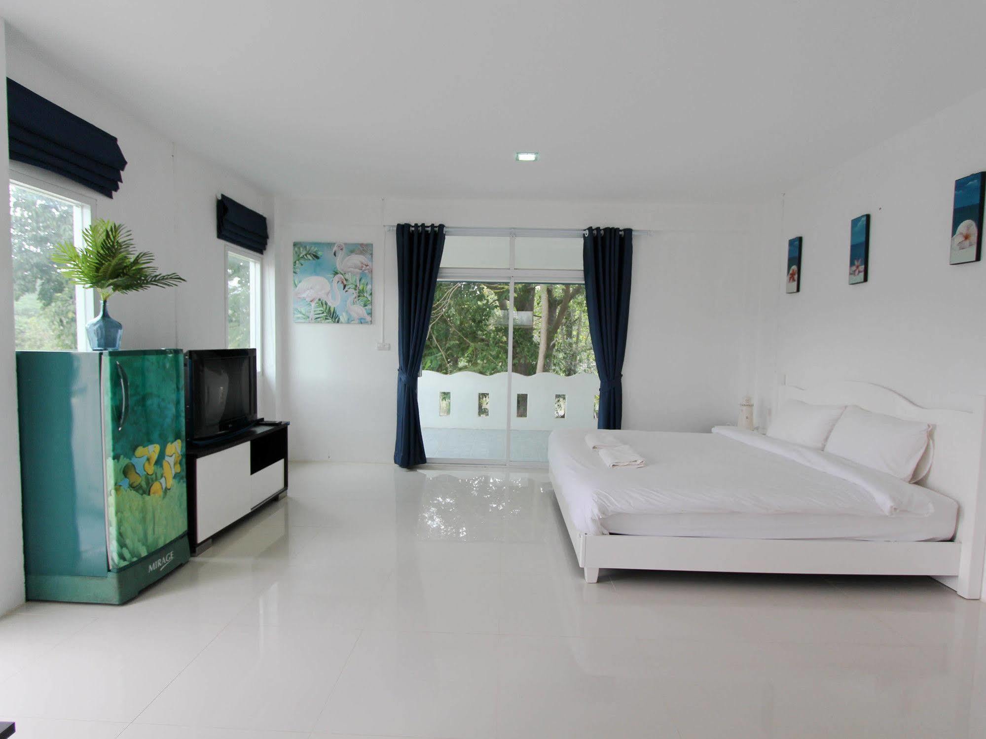 Issara Beach Resort Sichon Eksteriør bilde
