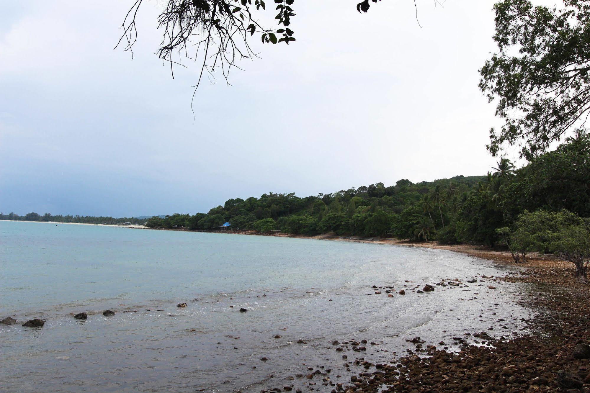 Issara Beach Resort Sichon Eksteriør bilde