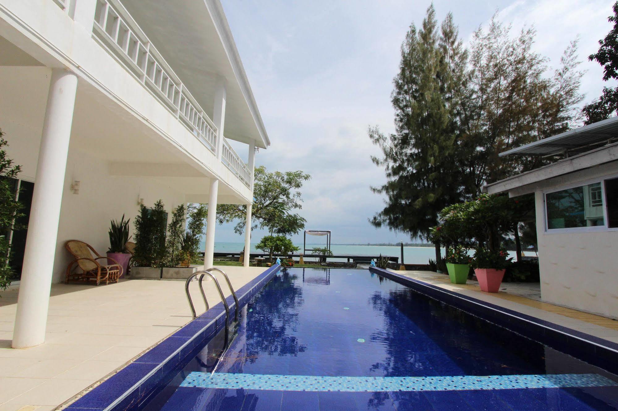 Issara Beach Resort Sichon Eksteriør bilde